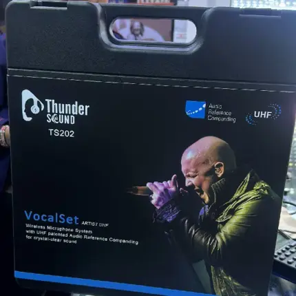 Thunder Sound TS202 Vocalset Artist UHF